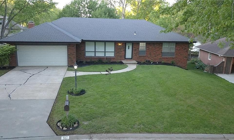 1st image of 5017 Briarwood Ln