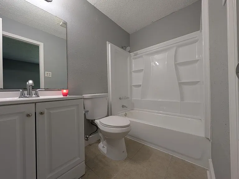 2113 S Sugar Ridge Dr — Photo 4