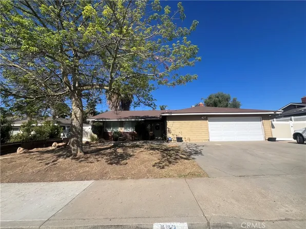 133 S Woodlake Rd, Lake Elsinore, CA 92530