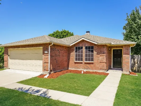 2717 N Wavecrest Ct, Little Elm, TX 75068