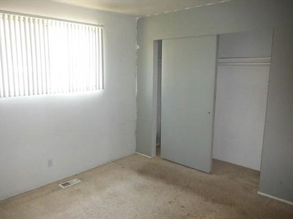 5th image of 10308 S Peony Way