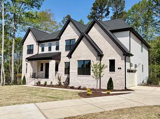 91 Chapel Oaks Ln, Chapel Hill, NC 27517
