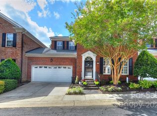 9410 Bonnie Briar Cir, Charlotte, NC 28277