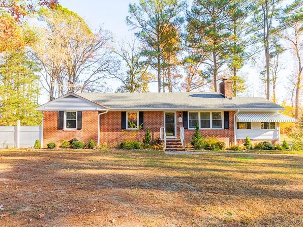 13021 Dogwood Ave, Dinwiddie, VA 23841