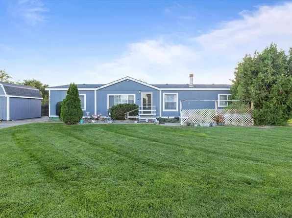 47803 E Mayo Dr W, Benton City, WA 99320