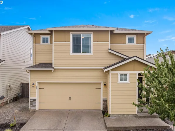 321 Doug Fir Ln, Molalla, OR 97038