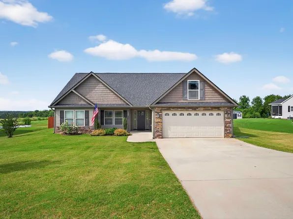 125 Thorn Creek Dr, Gaffney, SC 29341