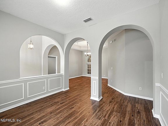 5th image of 12454 BRIARMEAD Lane