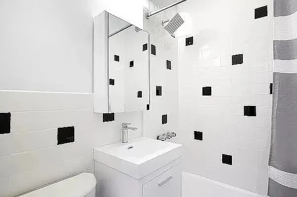 Rented by Current Real Estate Advisors | media 9