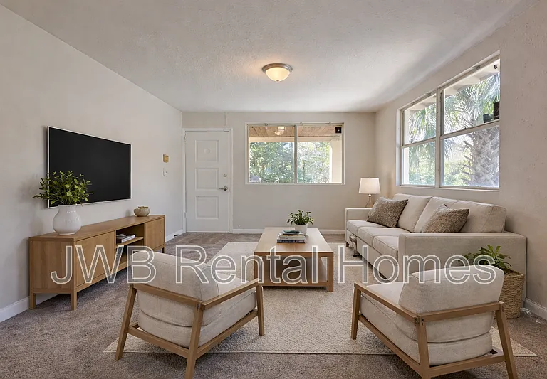 1593 W 21st St — Photo 8