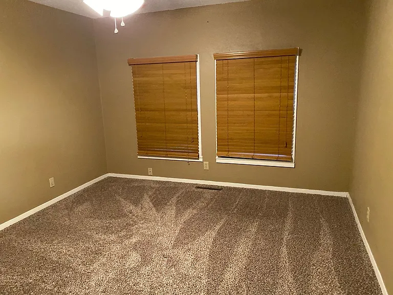 1229 N Johnson St — Photo 6