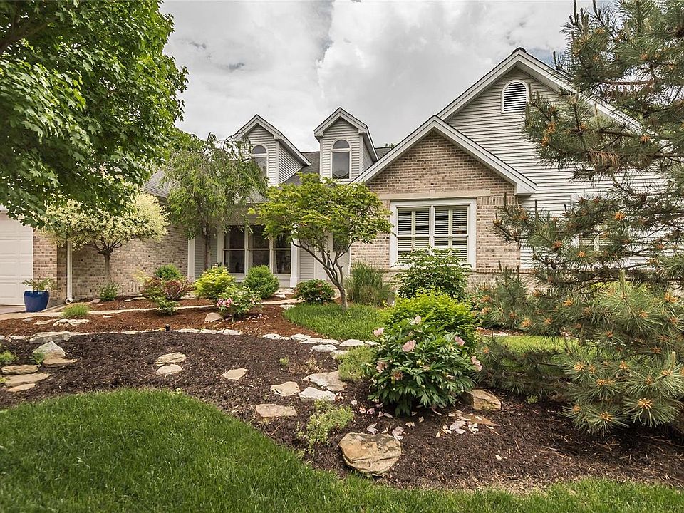 1st image of 241 Turnberry Place Dr