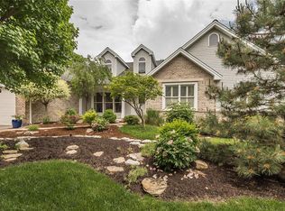 241 Turnberry Place Dr, Ballwin, MO
