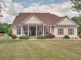 1909 Digg Ct, Columbia, TN 38401