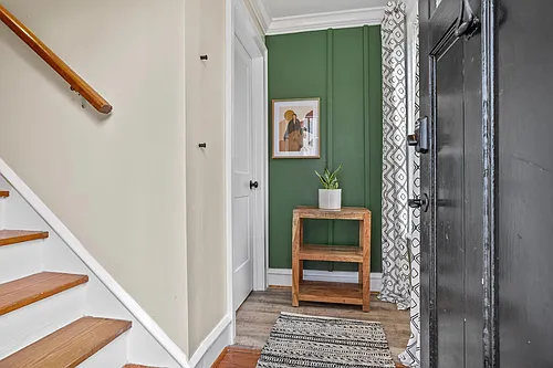 11 Acorn St #B Photo 1