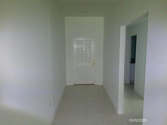 2nd image of 1646 Red Loop