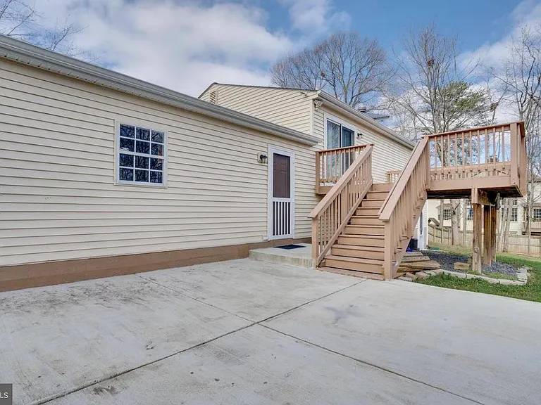2801 Reign St — Photo 22