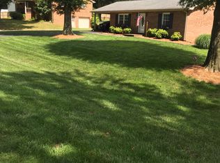 509 Lakecrest Dr, Kernersville, NC 27284