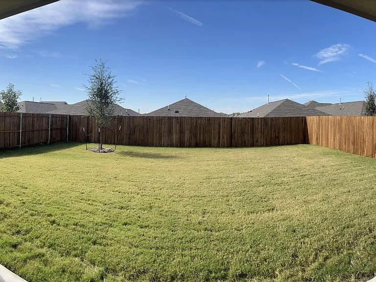 7905 Marsh Ln — Photo 7