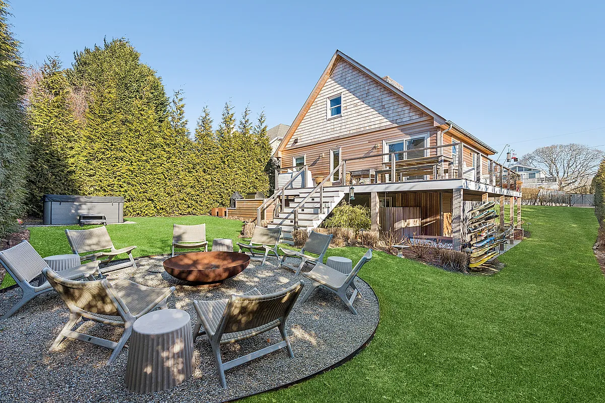 Building Photo - 8 Rehan Ave