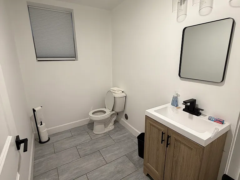 192 Arlington Ave #4 — Photo 16