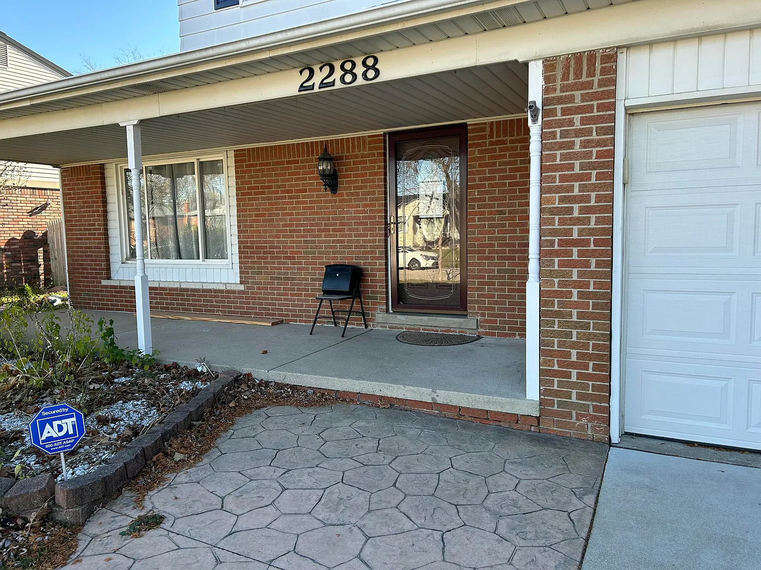 2288 Paris Dr photo 1