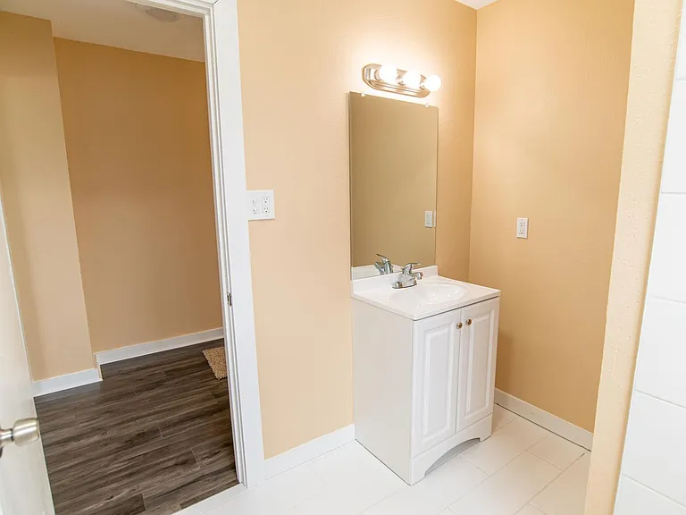 3422 Orlando Dr — Photo 17