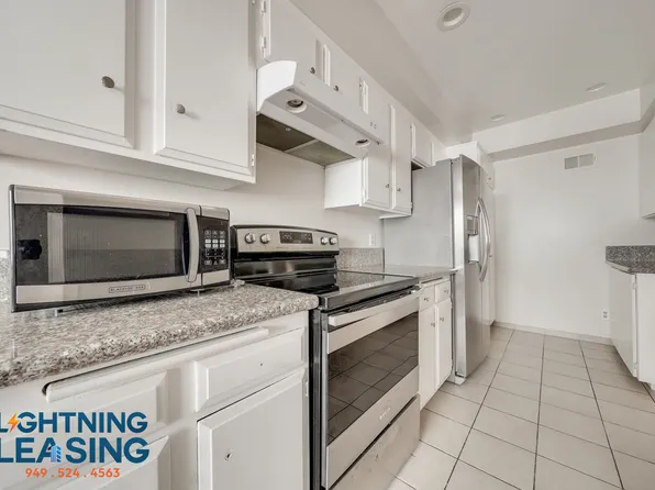 815 S Shenandoah St APT 302, Los Angeles, CA 90035