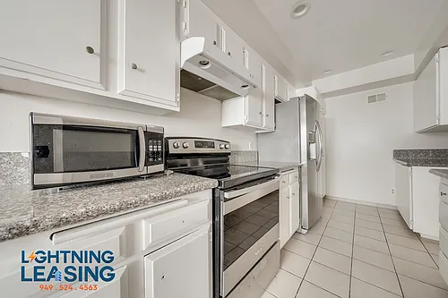 815 S Shenandoah St #302 Photo 1