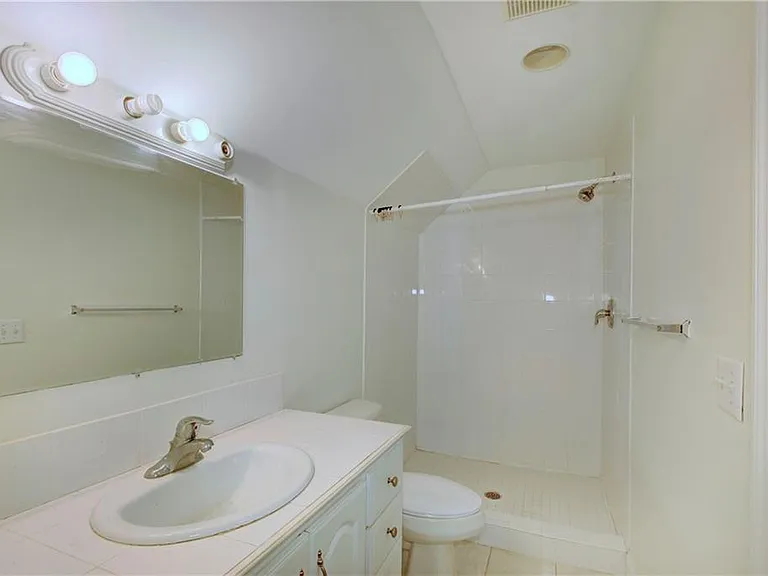 112 Newfield St — Photo 25