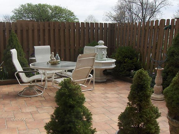 Tiled Landscaped Patio