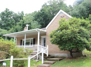 220 Klein Rd, Glenshaw, PA 15116