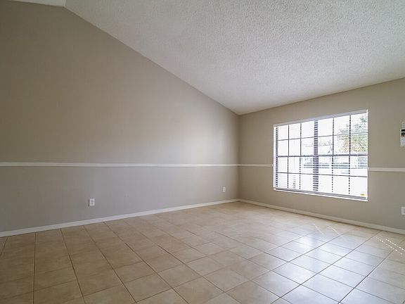 3rd image of 9619 Bandelier Dr