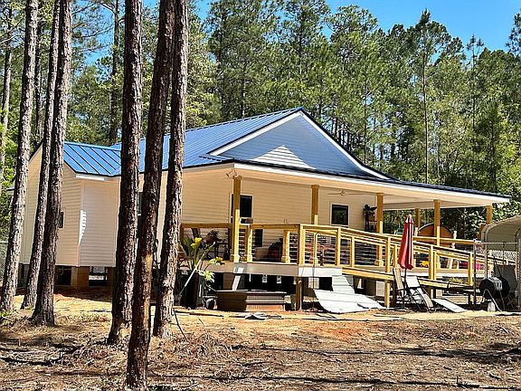 3rd image of 30283 N Dixie Ranch Rd