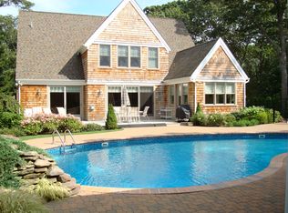 91 Beach Rd, Westhampton Beach, NY 11978