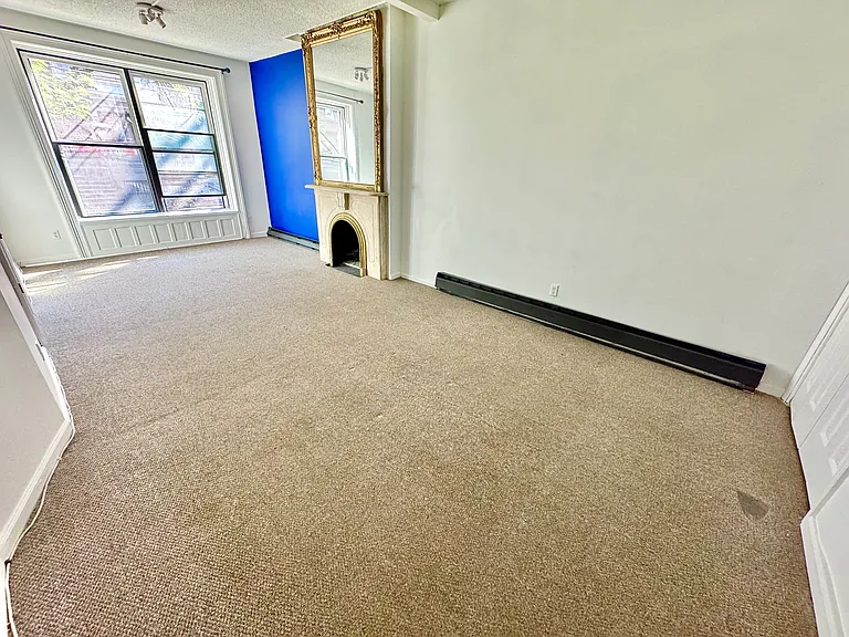 154 Lancaster St #1 — Photo 3