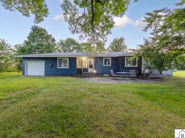 18486 494th Ave, Lake Crystal, MN 56055