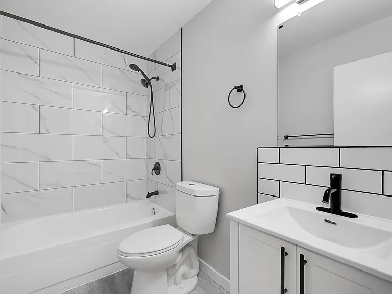11935 102nd St NW — Photo 15