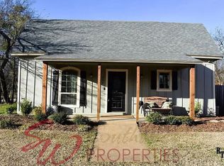 766 N Belknap St, Stephenville, TX 76401