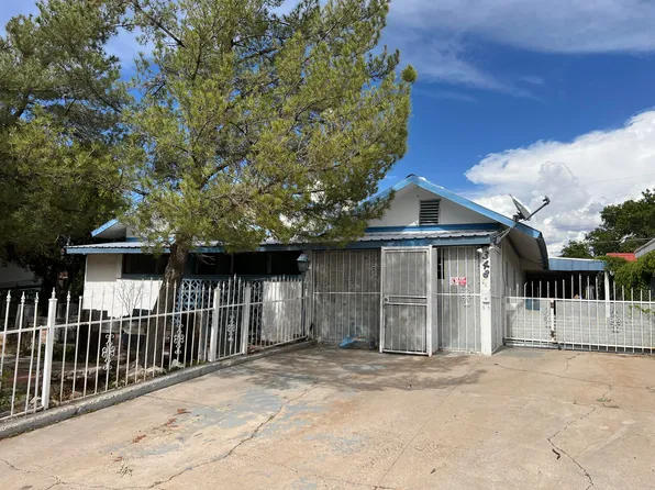 348 63rd St NW, Albuquerque, NM 87105
