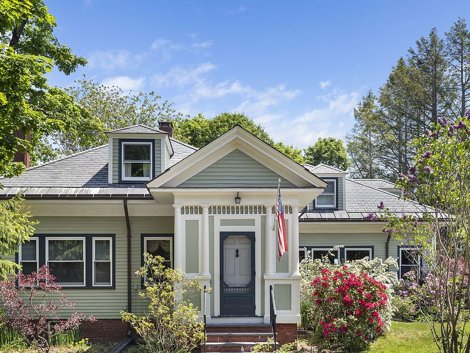 93 Foreside Road, Falmouth, ME 04105 Zillow