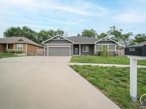 3226 SE Aries Ave, Topeka, KS 66605