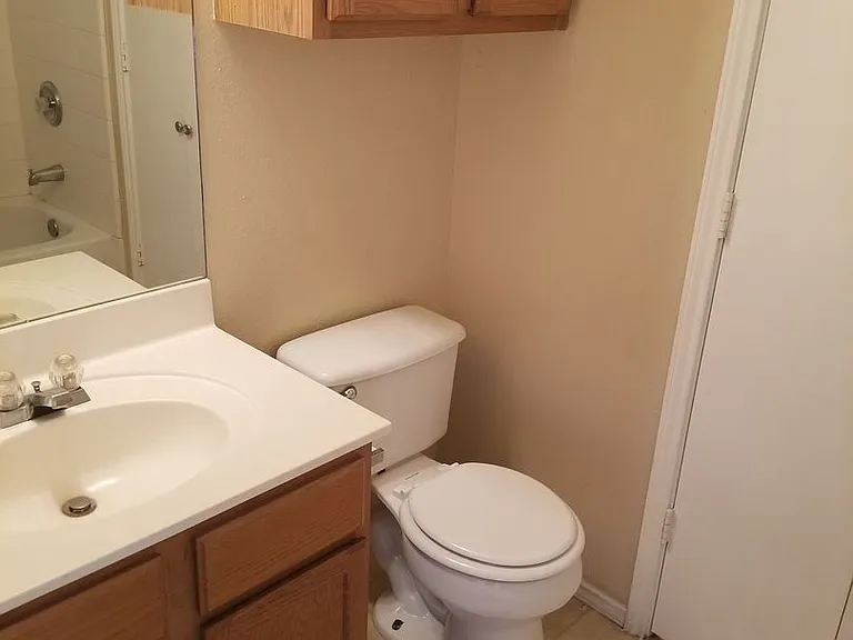5703 Redstone Dr — Photo 18