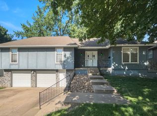 800 SW Murray Rd, Lees Summit, MO 64081