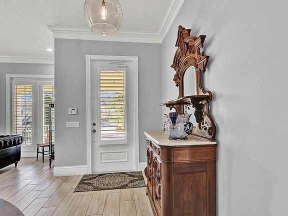 5th image of 4812 Eugenia Drive