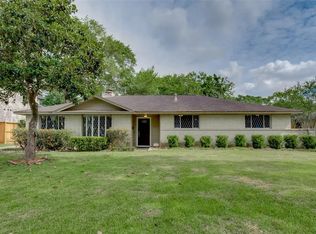 13914 Saint Marys Ln, Houston, TX 77079