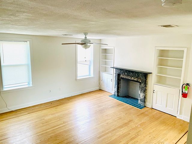 1st image of 310 E Girard Ave #2