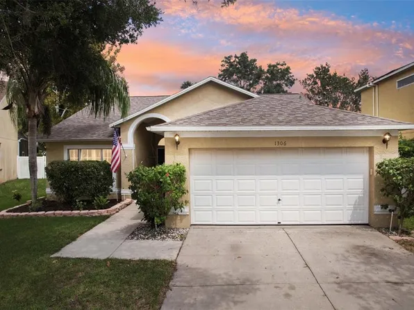 1306 Key West Ct, Wesley Chapel, FL 33544