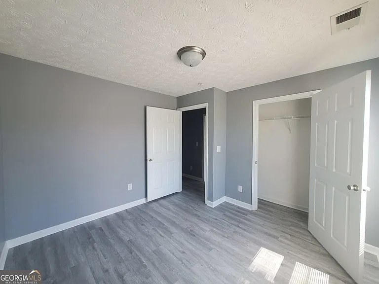 17301 Waldrop Cv — Photo 2