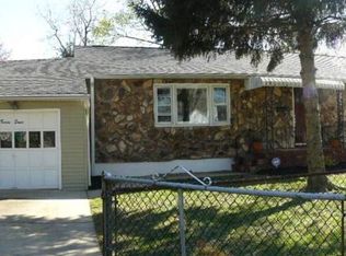 28 Maple St, Spotswood, NJ 08884
